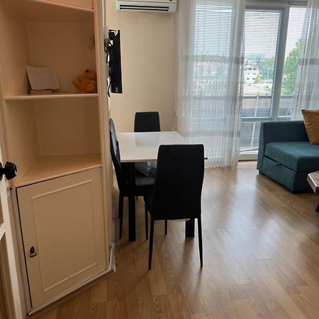 Cozy Apartment With Balcony Τυφλίδα Εξωτερικό φωτογραφία