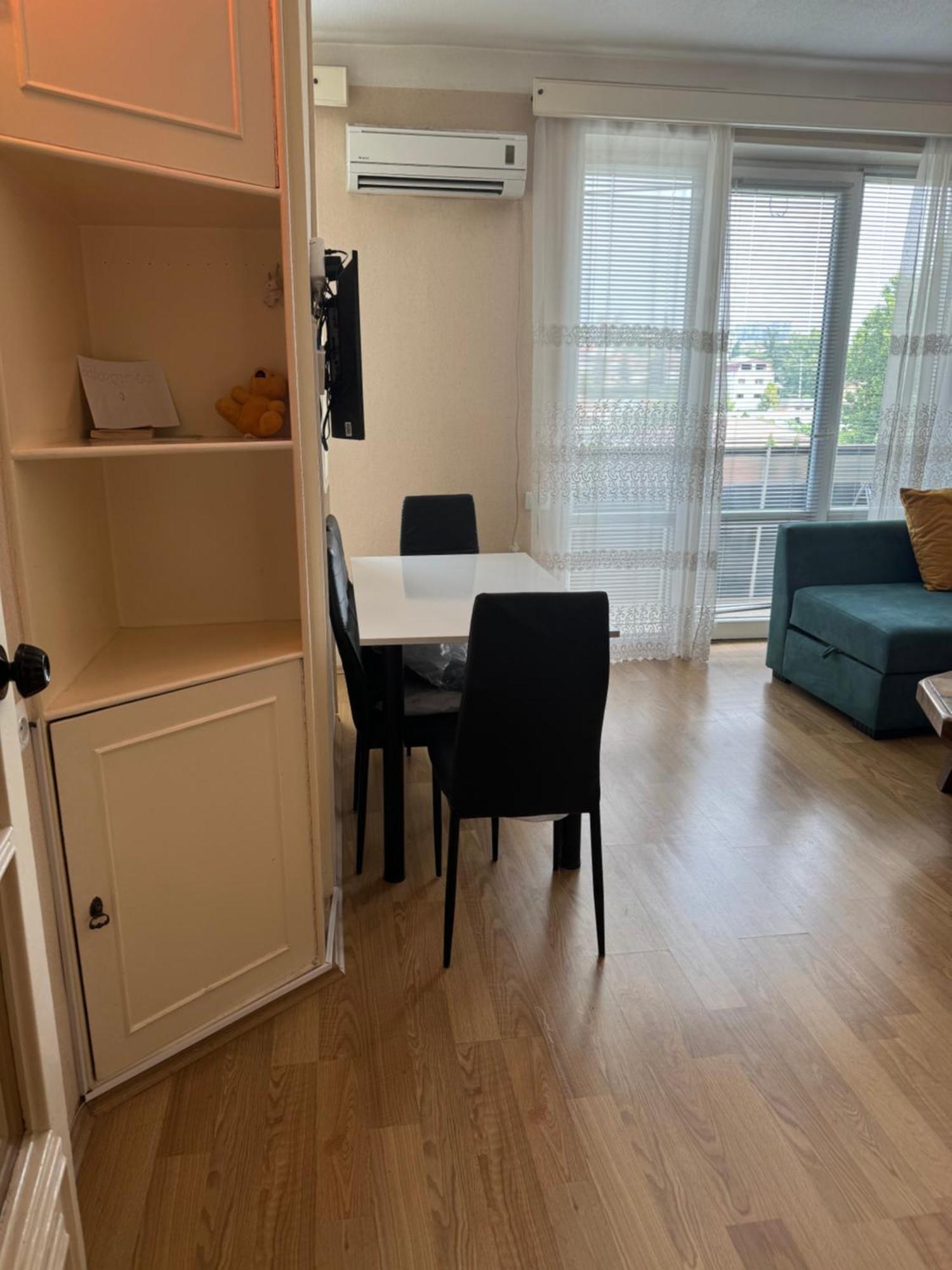Cozy Apartment With Balcony Τυφλίδα Εξωτερικό φωτογραφία