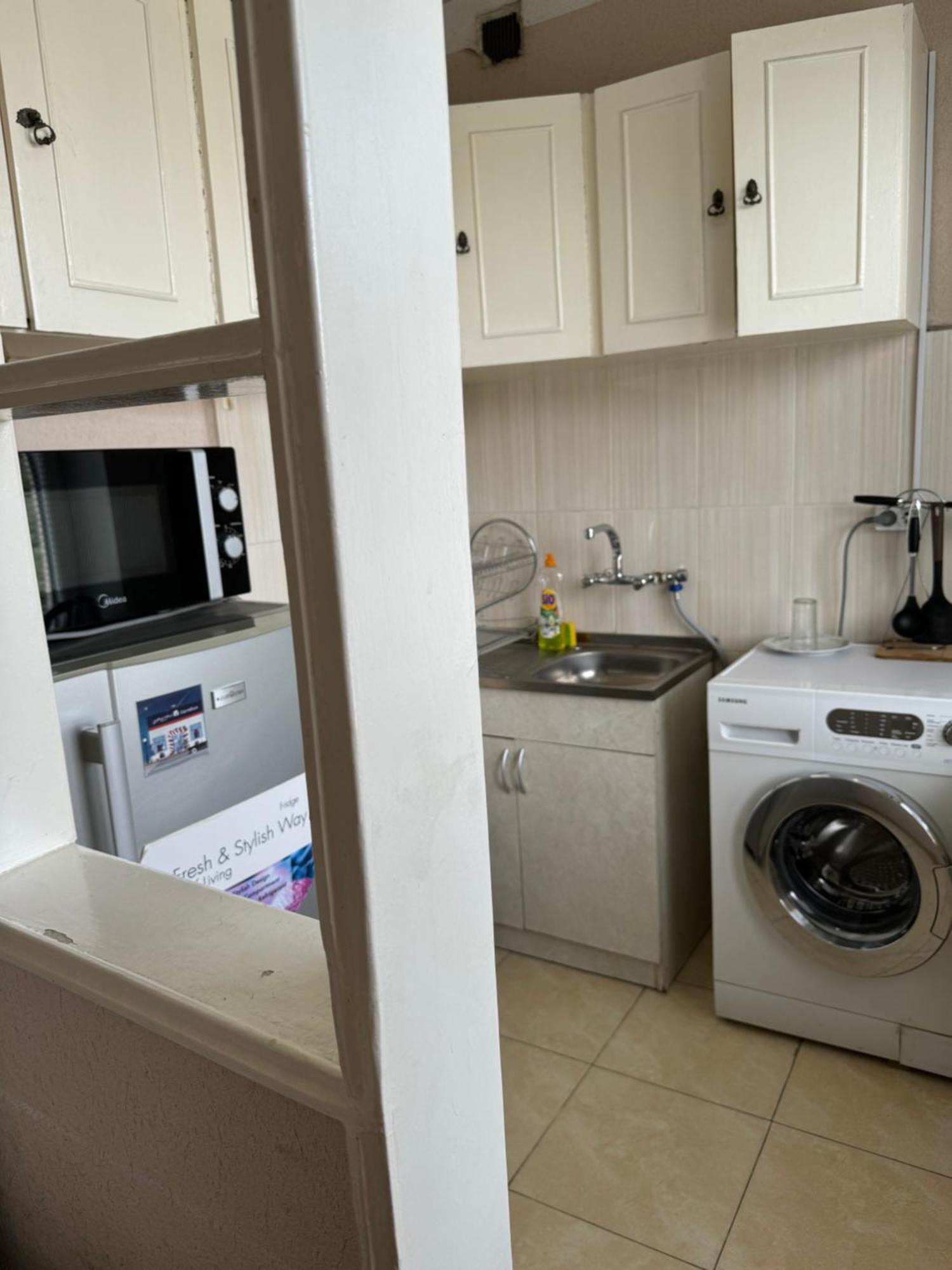 Cozy Apartment With Balcony Τυφλίδα Εξωτερικό φωτογραφία