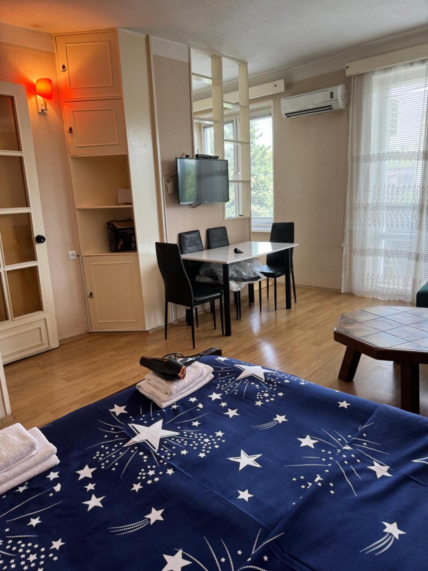 Cozy Apartment With Balcony Τυφλίδα Εξωτερικό φωτογραφία
